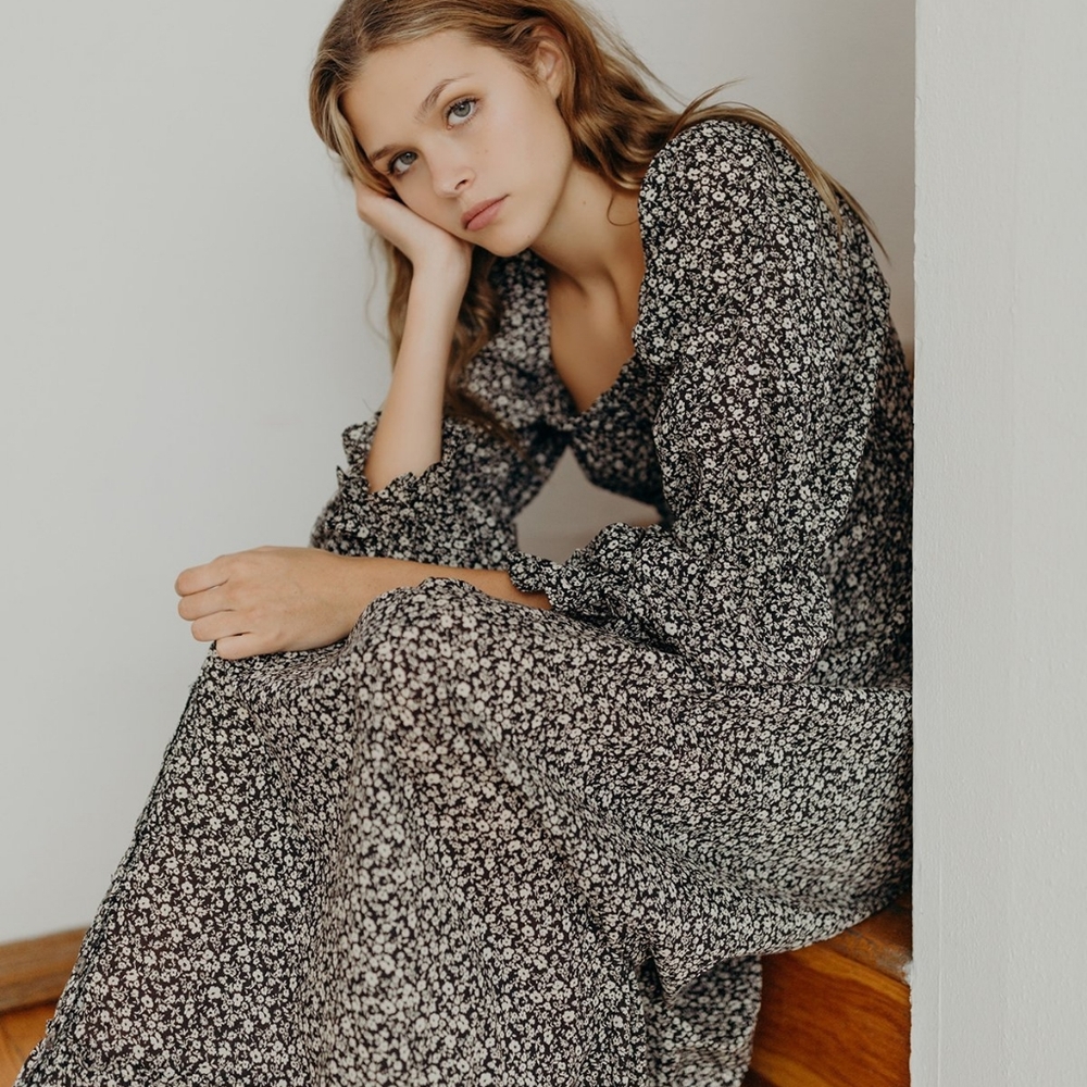 Esby Caterina Dress in Black Floral M